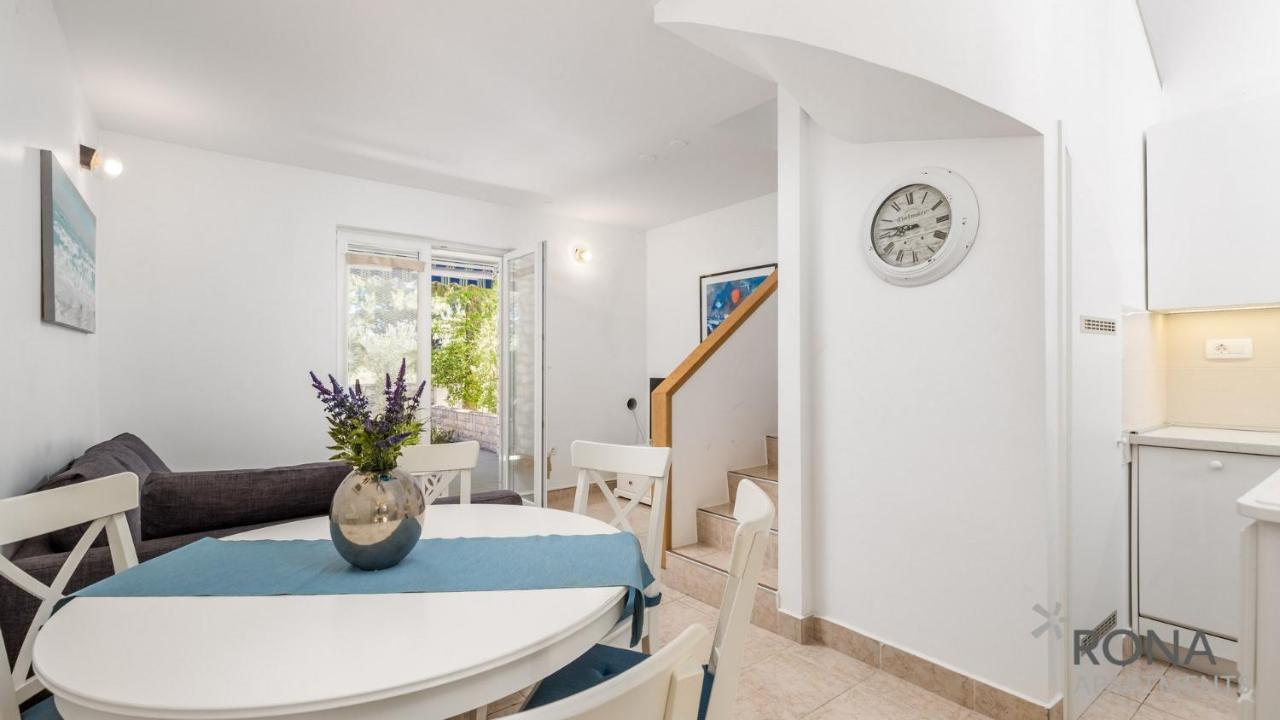 Rona Apartment Flower 1 And Flower 2 Novalja Ngoại thất bức ảnh